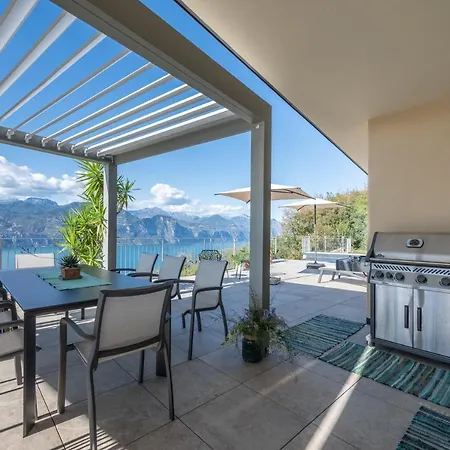 Ca' Stella Garda Villa *