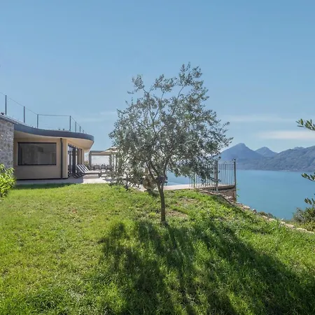Ca' Stella Garda Villa